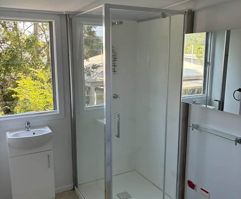 $330, Studio, 1 bathroom, Lismore Heights NSW 2480