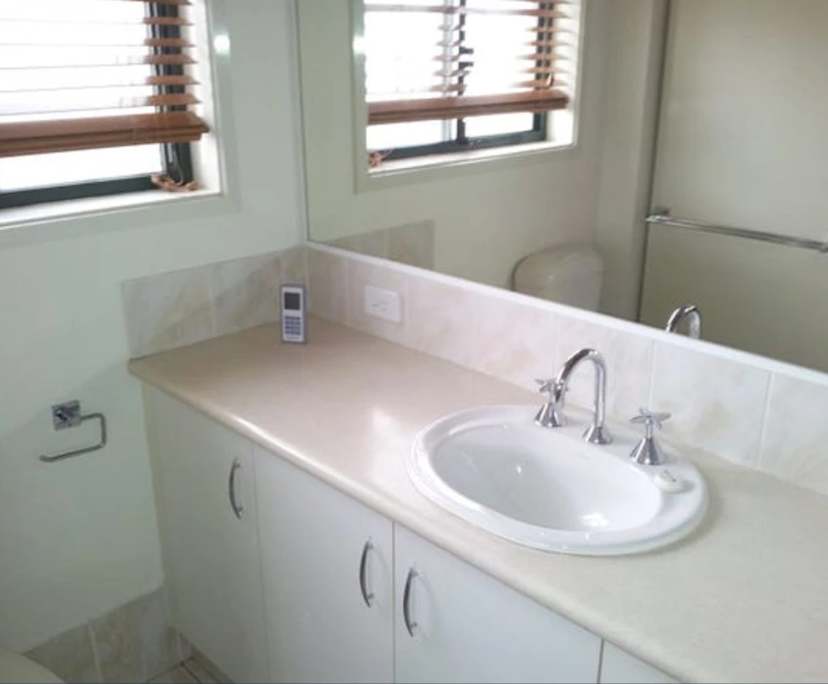 $745, Whole-property, 3 bathrooms, Labrador QLD 4215