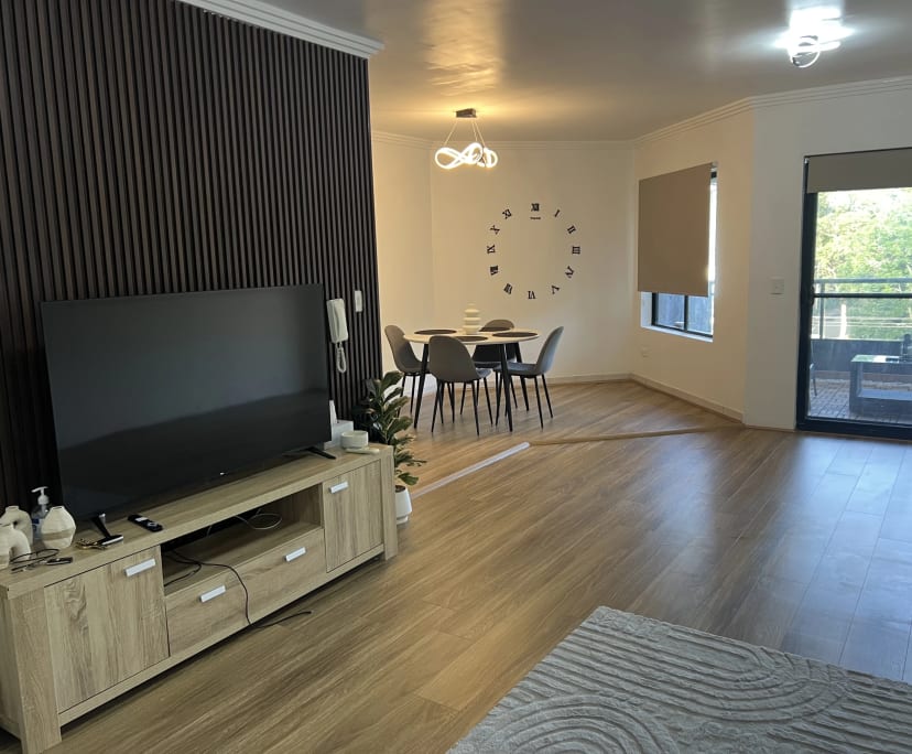 Furnished room in a flatshare