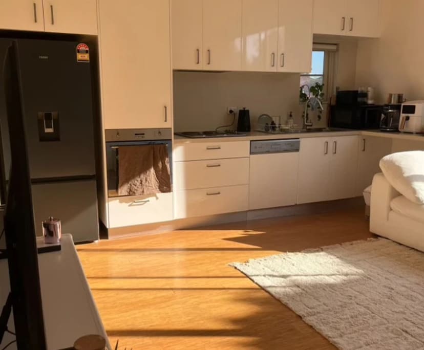Unfurnished room with ensuite in a flatshare