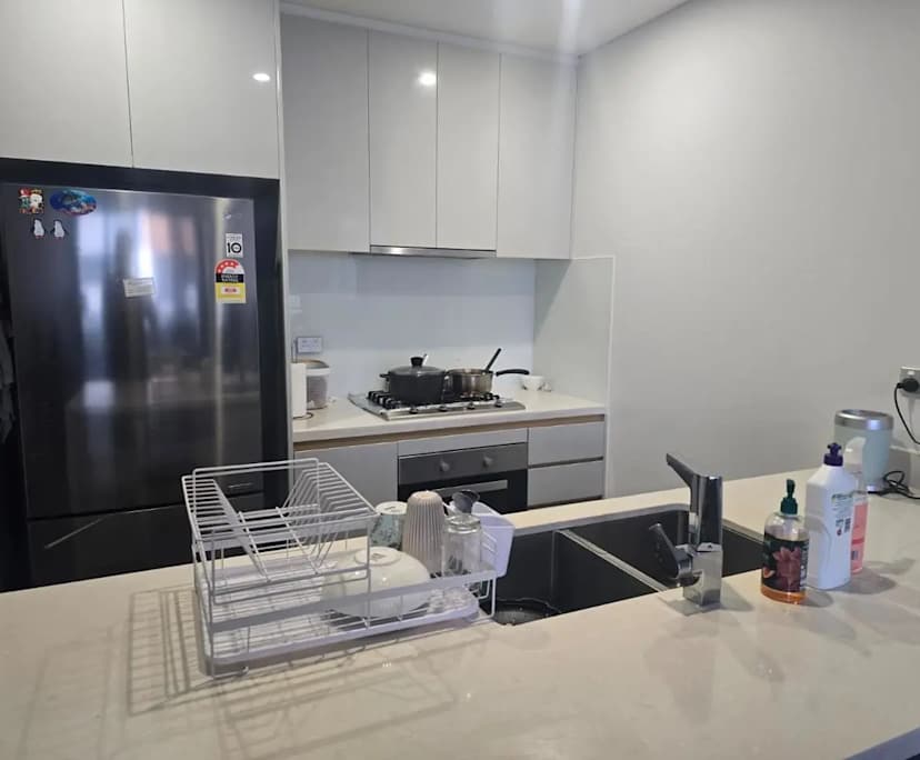 Furnished room with ensuite in a flatshare