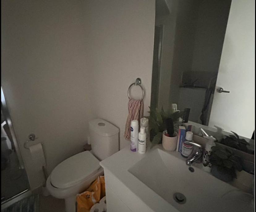 Unfurnished room in a share house