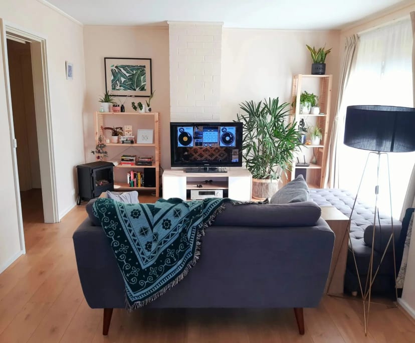 Unfurnished room in a share house