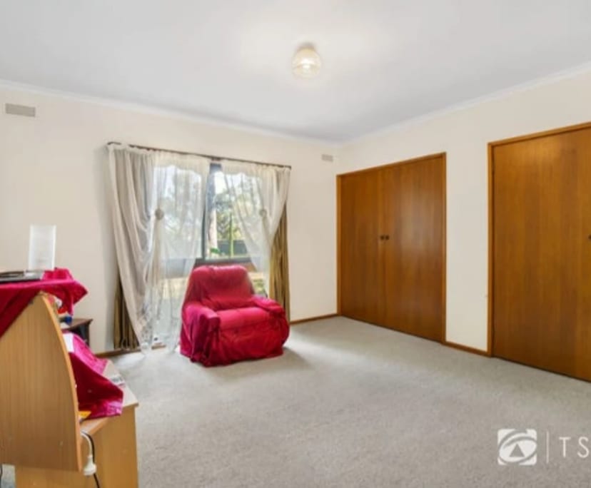 Room in a share house