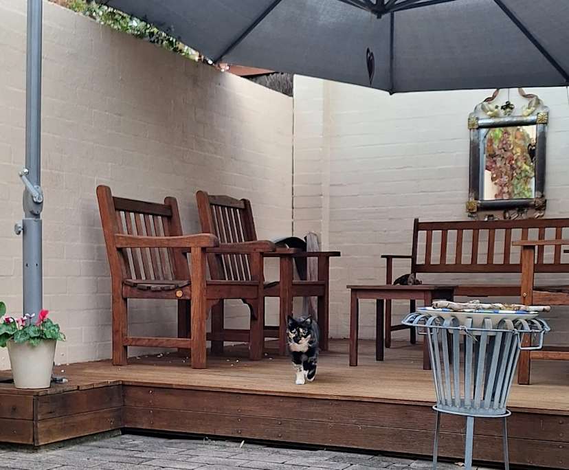 Whole property with 3 rooms for rent