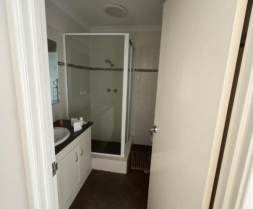 $320, Share-house, 3 bathrooms, South Fremantle WA 6162