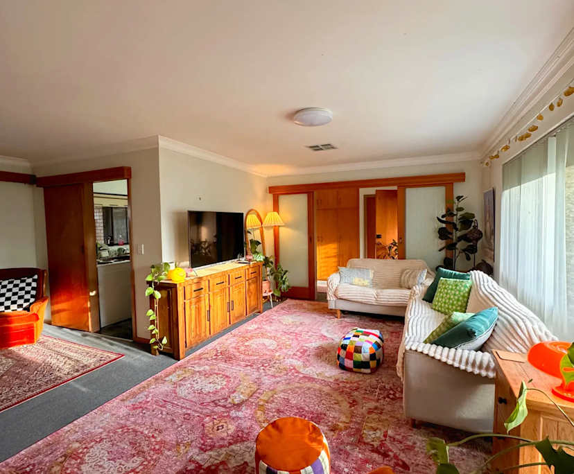 $285, Share-house, 3 bathrooms, Marion SA 5043