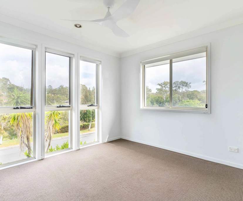 Room in a share house