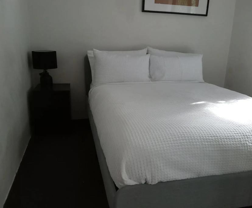 $300, Share-house, 6 bathrooms, Saint James WA 6102