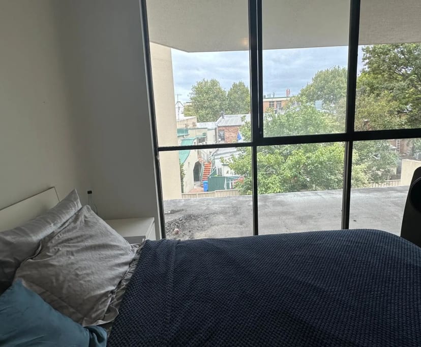 Furnished room in a flatshare