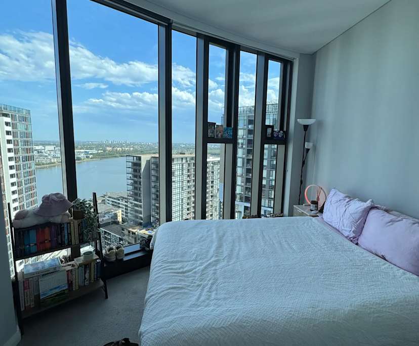 Unfurnished room in a flatshare