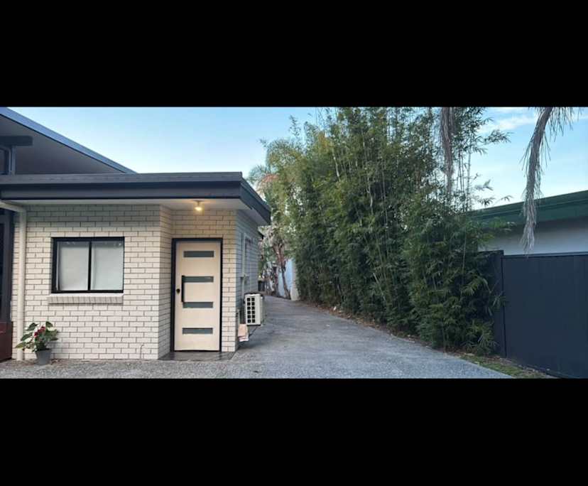Furnished room with ensuite in a share house