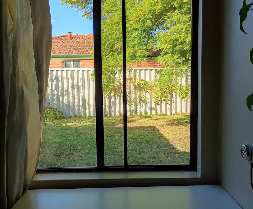 Room in a share house