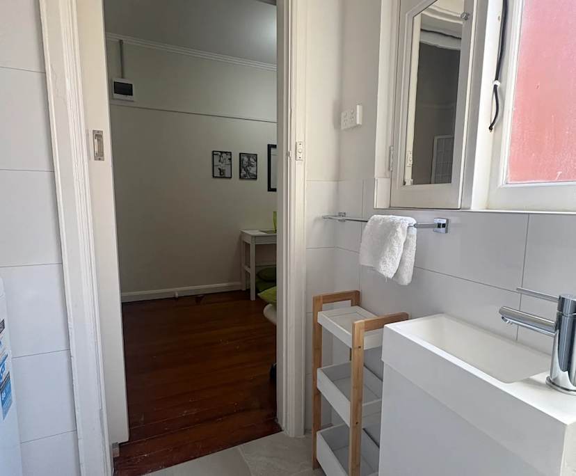 $450, Studio, 1 bathroom, South Yarra VIC 3141