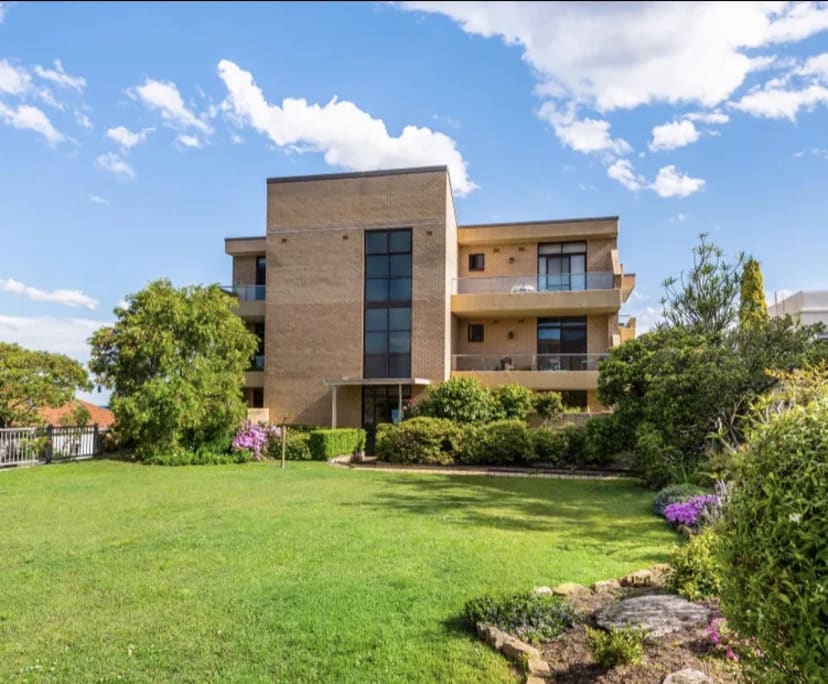 Unfurnished room with own bathroom