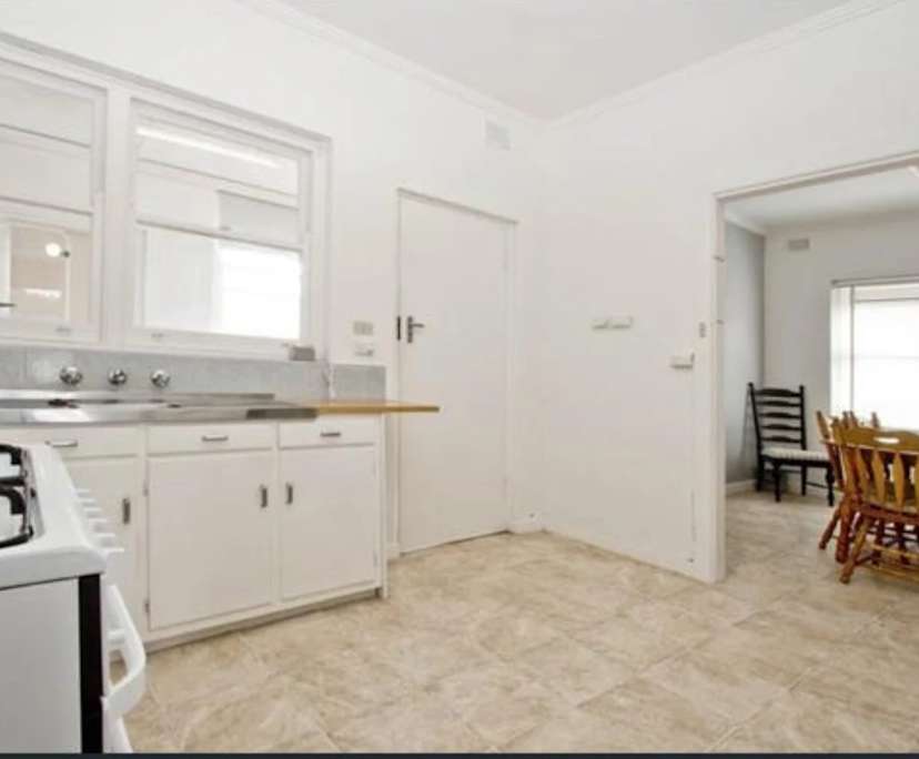 $255, Share-house, 3 bathrooms, Henley Beach SA 5022