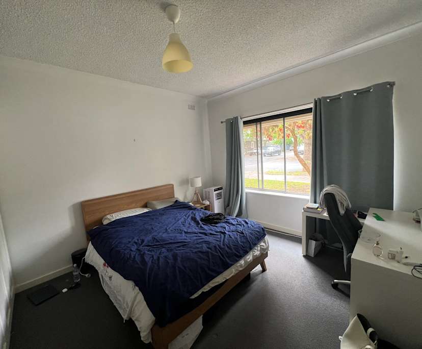 Whole property with 2 rooms for rent