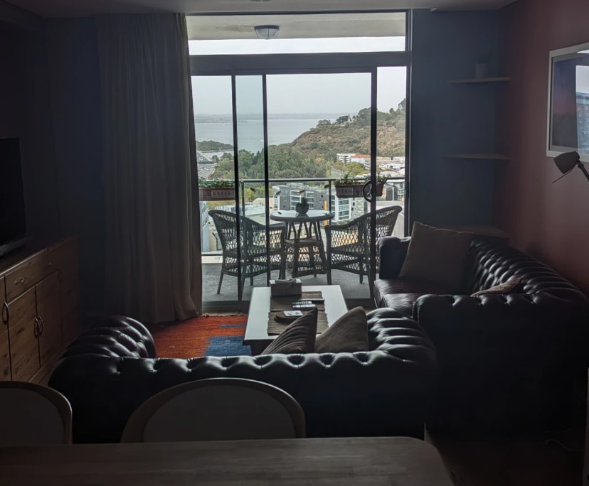 Furnished room in a flatshare