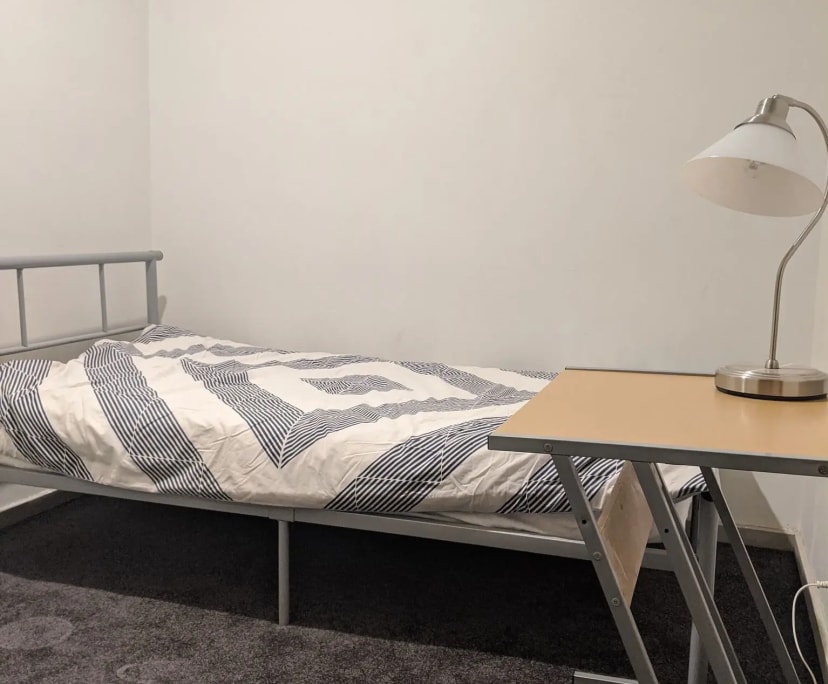 Furnished room with own bathroom