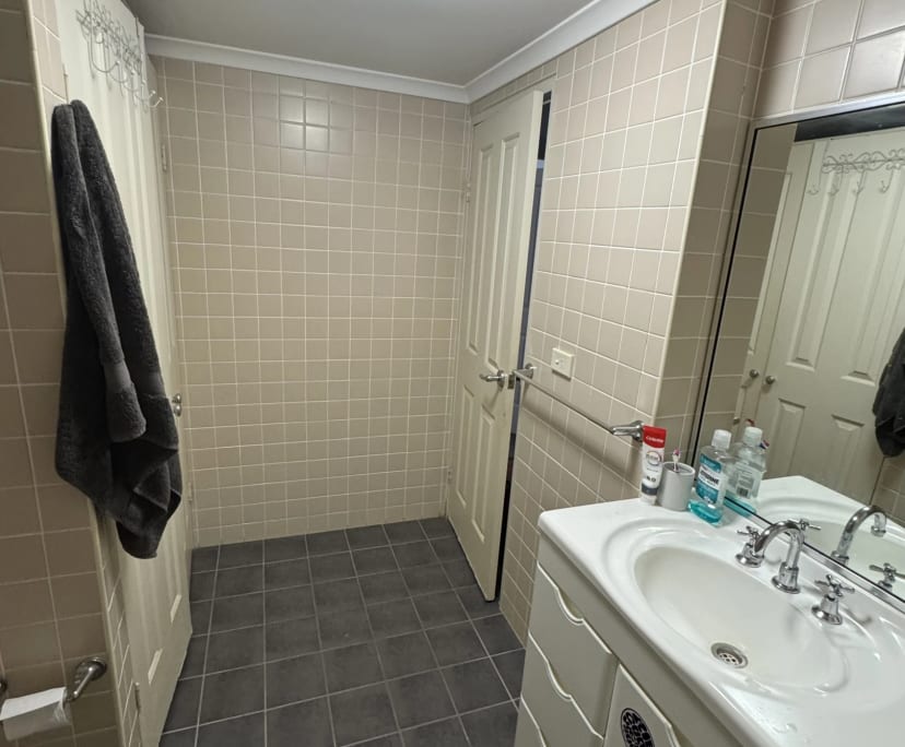 $700, Flatshare, 2 bathrooms, Bondi NSW 2026