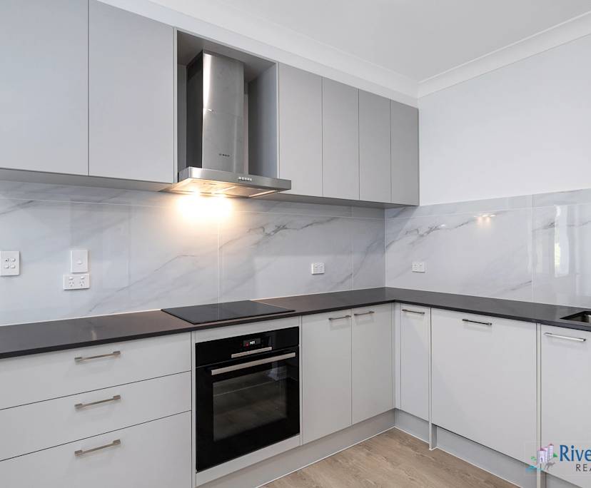 Unfurnished room granny flat for rent