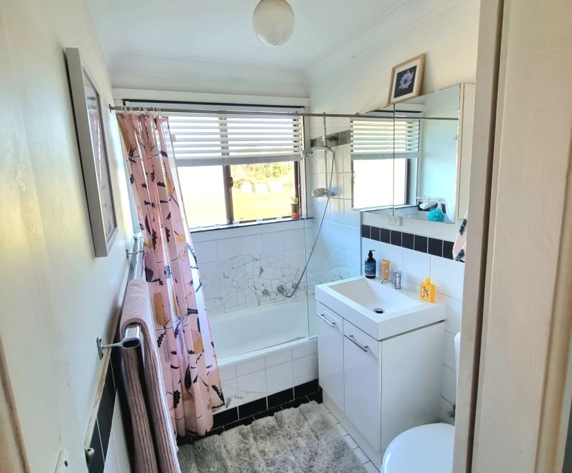 $200, Share-house, 2 bathrooms, Ourimbah NSW 2258