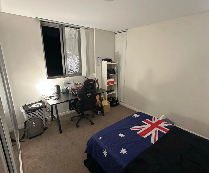 Furnished room in a flatshare