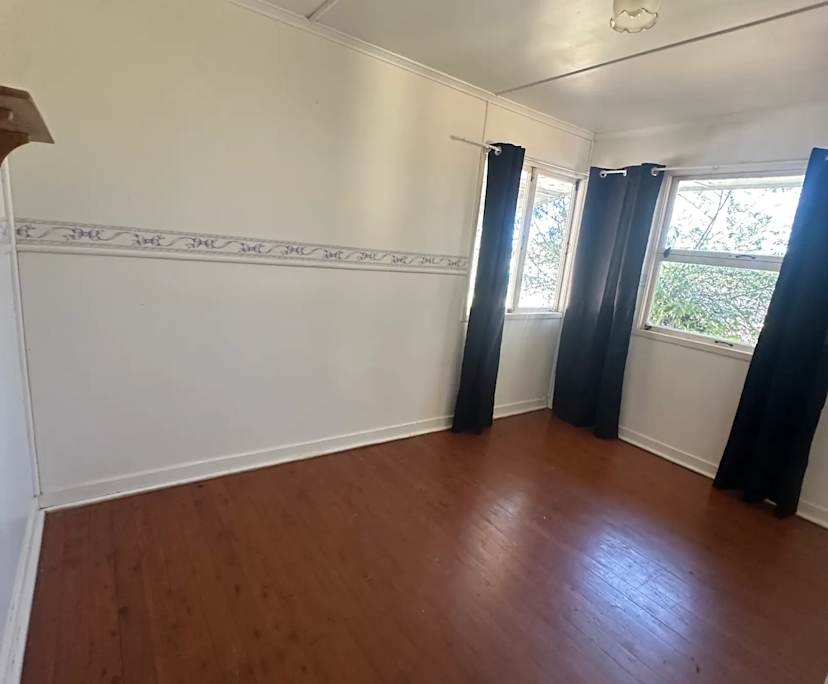 Unfurnished room in a share house