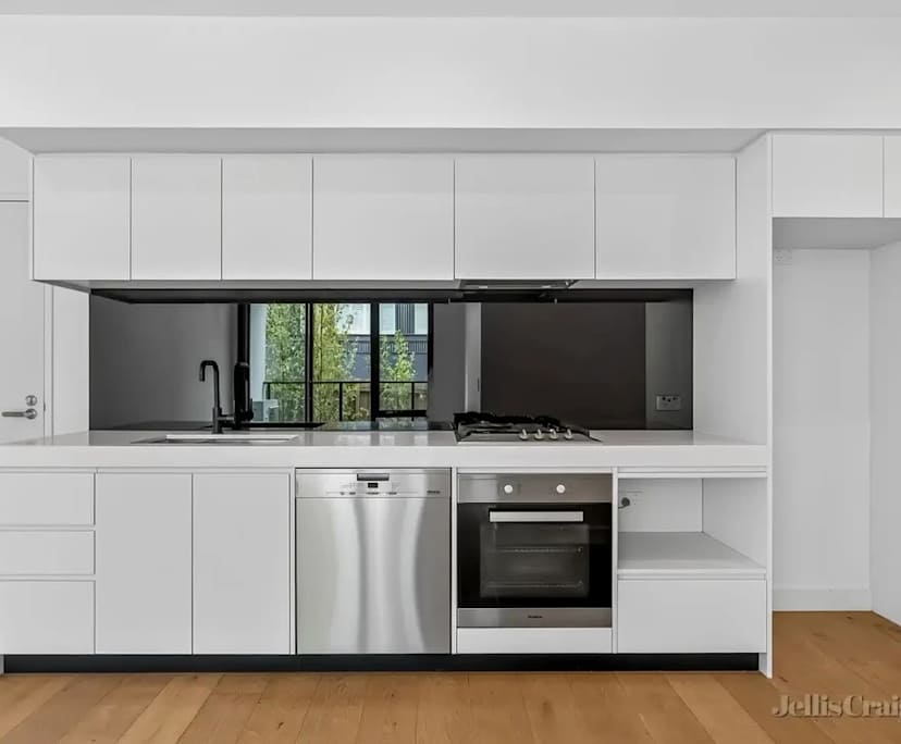 Whole property with 2 rooms for rent