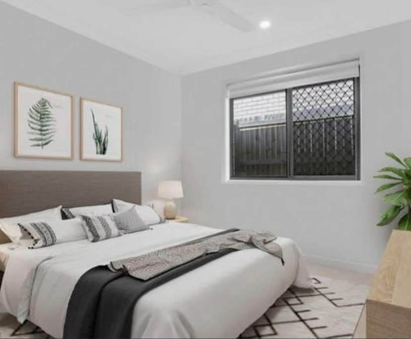 Unfurnished room in a share house