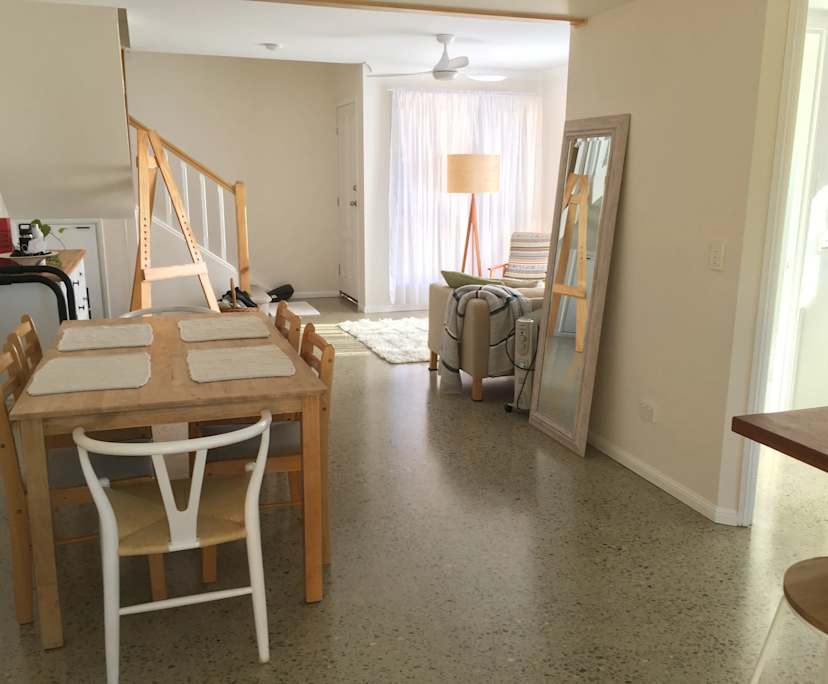 $385, Share-house, 3 bathrooms, Labrador QLD 4215