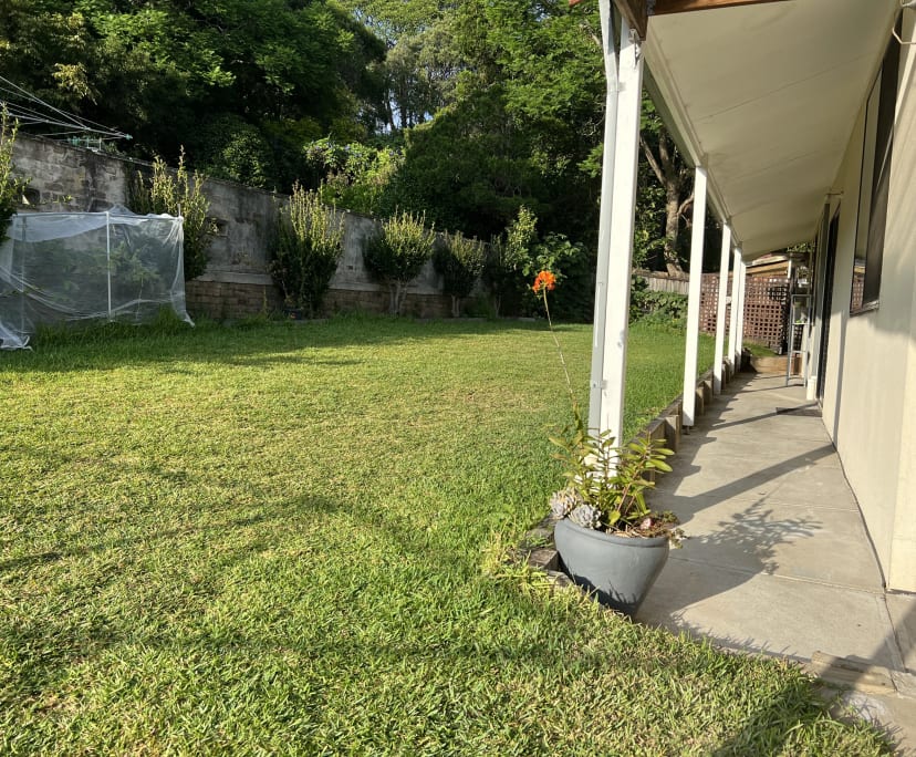 Furnished room in a flatshare