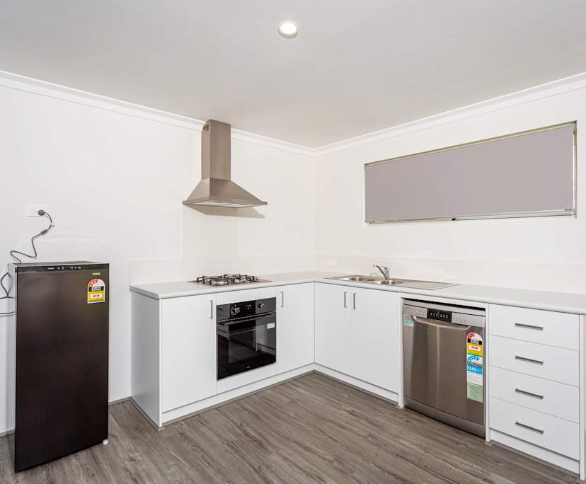 $390, Share-house, 6 bathrooms, Wellard WA 6170