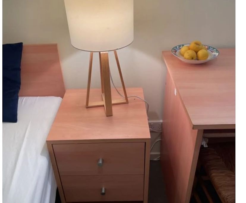 Furnished room in a share house