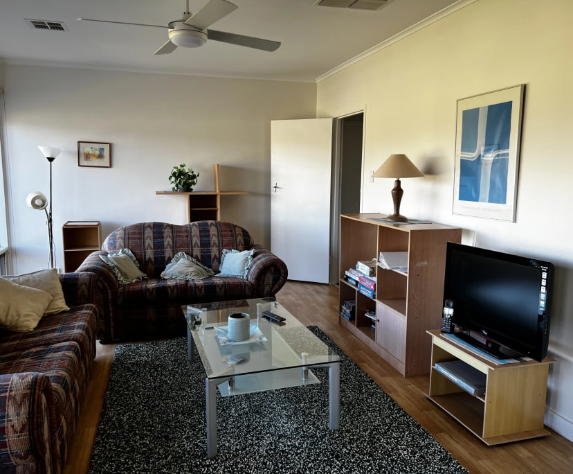 $255, Student-accommodation, 3 bathrooms, Valley View SA 5093