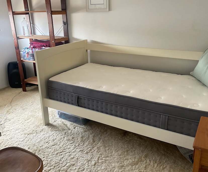 $260, Flatshare, 2 bathrooms, Merewether NSW 2291