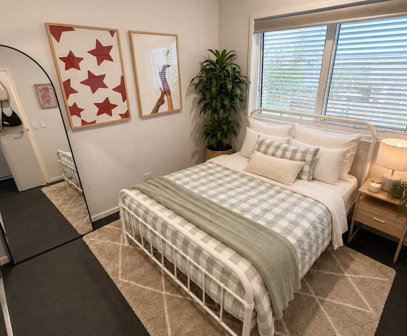 Unfurnished room in a share house