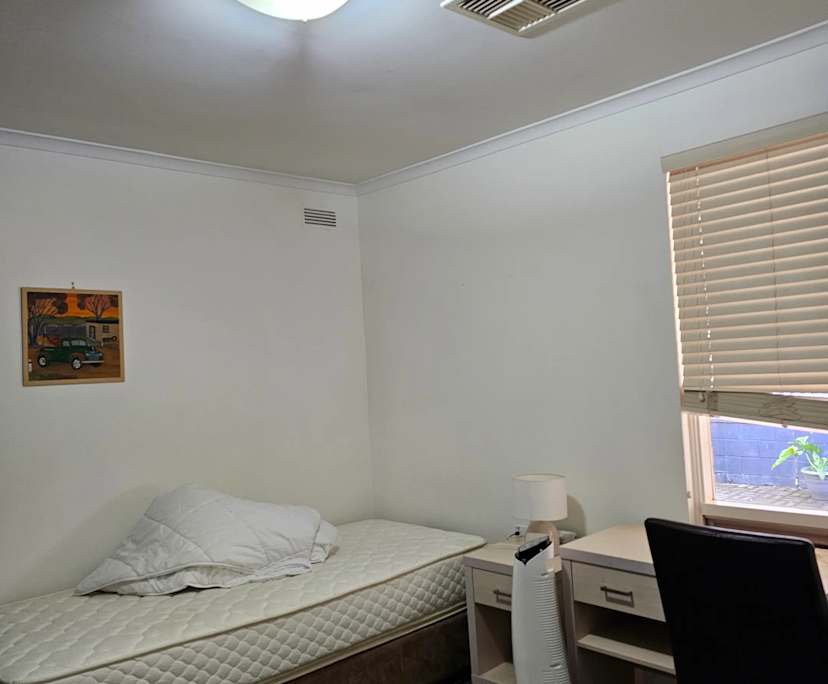 $195, Student-accommodation, 3 bathrooms, Hope Valley SA 5090