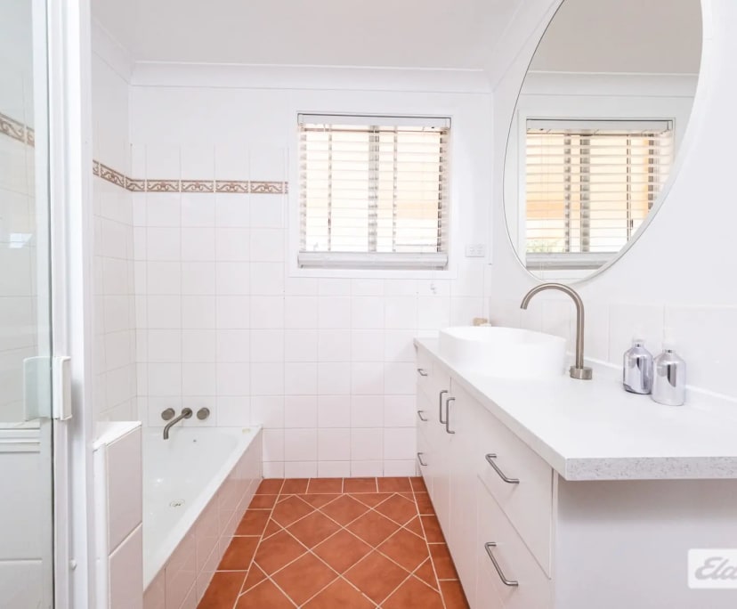 $260, Share-house, 5 bathrooms, Yeppoon QLD 4703