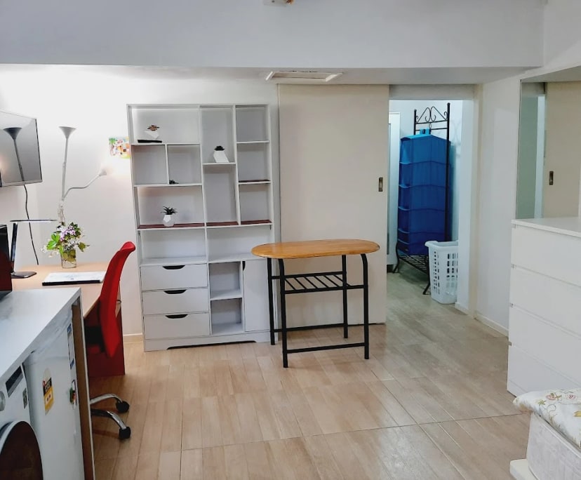 $300, Flatshare, 1 bathroom, Indooroopilly QLD 4068