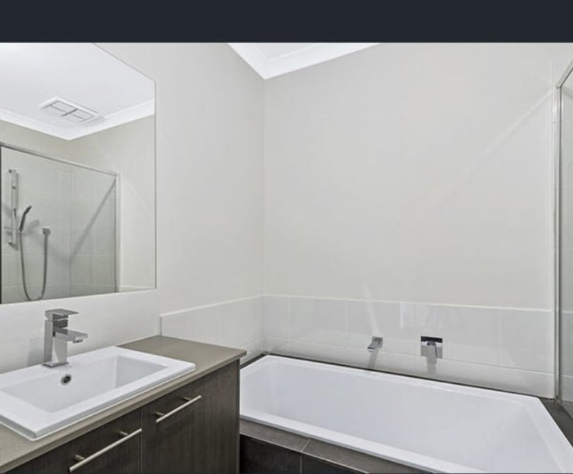 $200, Share-house, 3 bathrooms, Bundoora VIC 3083