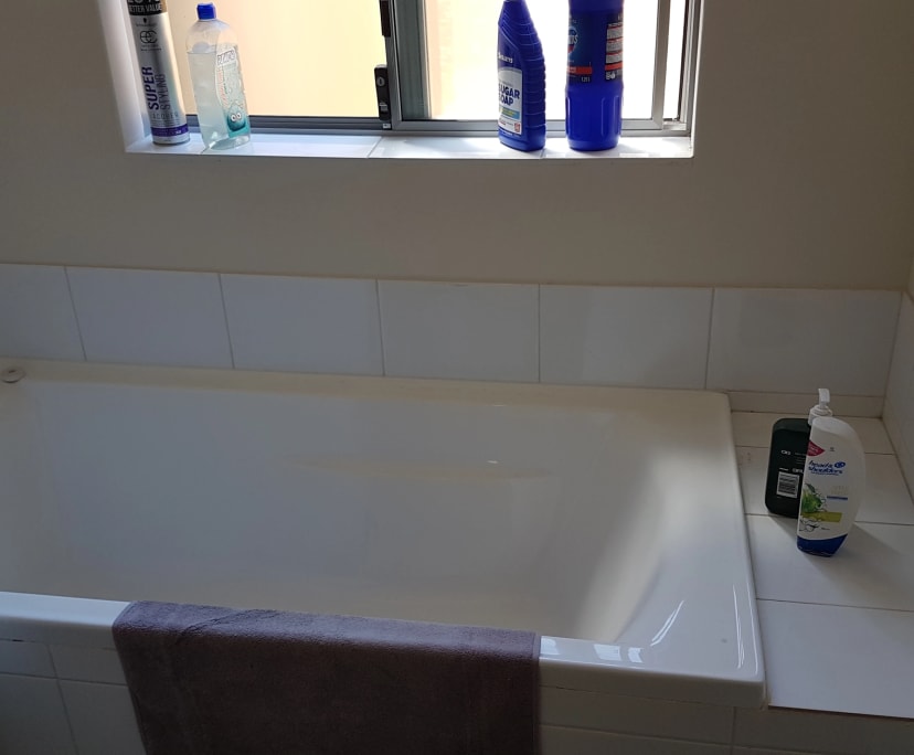 $187, Share-house, 4 bathrooms, Bennett Springs WA 6063