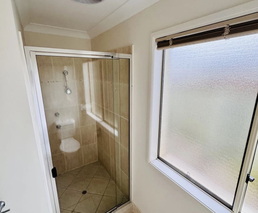 $400, Share-house, 4 bathrooms, Twin Waters QLD 4564