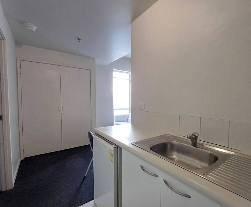 $590, Flatshare, 2 bathrooms, Melbourne VIC 3004