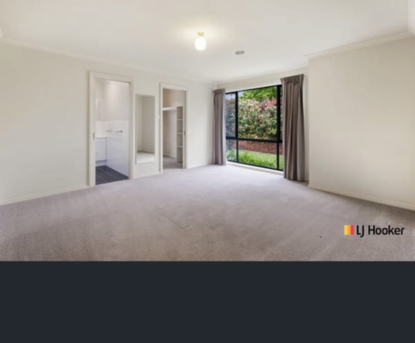 Unfurnished room with ensuite in a share house