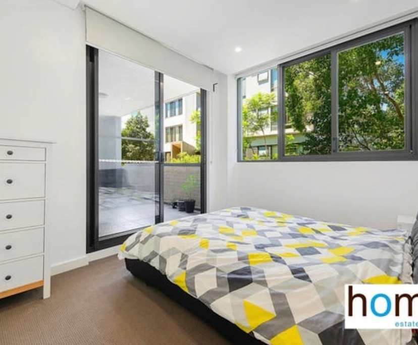 Furnished room with own bathroom