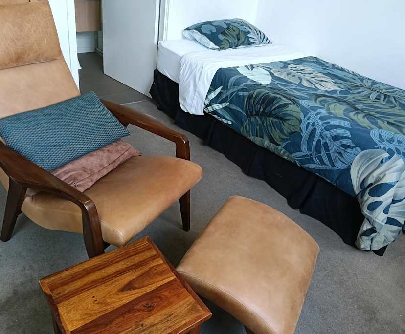 $240, Flatshare, 2 bathrooms, Box Hill South VIC 3128