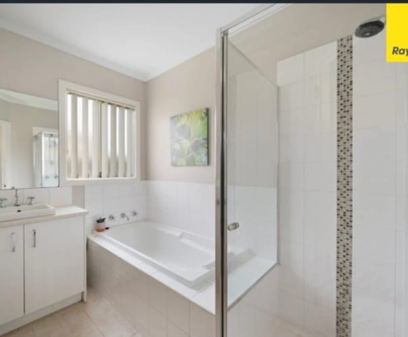 $180, Share-house, 3 bathrooms, Kurunjang VIC 3337