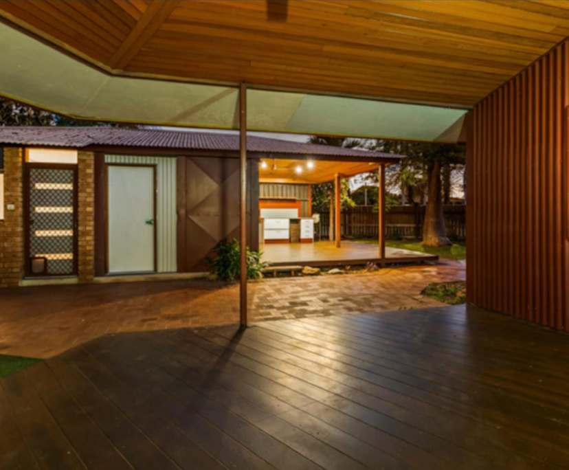 Room in a share house