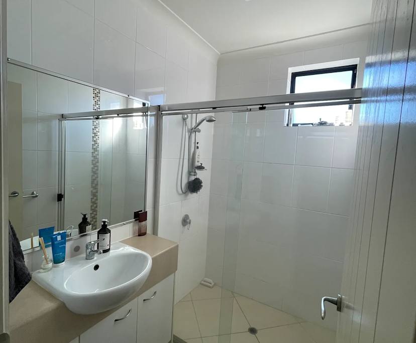 $375, Flatshare, 3 bathrooms, Marcoola QLD 4564